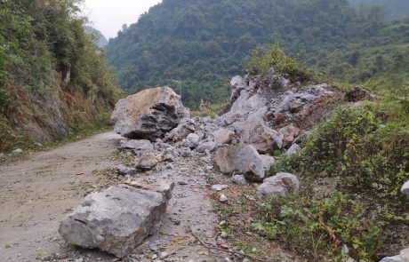Slovenija v Albanijo, ki jo je prizadel močan potres, pošilja dva strokovnjaka