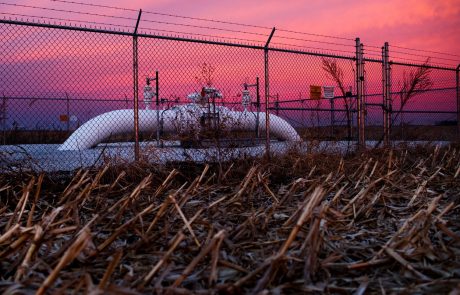 Po več letih protestov sodišče v Washingtonu zaprlo sporni naftovod v Severni Dakoti