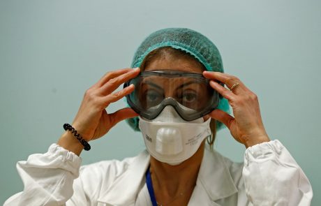 Italija potrdila prva primera koronavirusa, zbolela sta kitajska turista