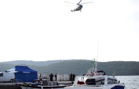 V morju pri Šibeniku našli truplo drugega pilota in ostanke helikopterja