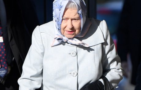 Nov udarec za britansko kraljico: Kraljevo družino zdaj pretresla še ločitev