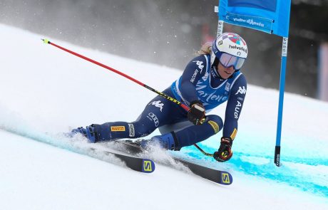 Marta Bassino je zmagovalka uvodnega veleslaloma svetovnega pokala alpskih smučark na ledeniku Rettenbach