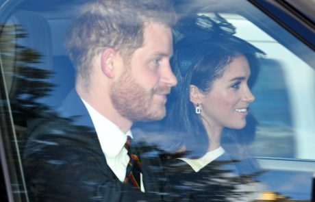Meghan in Harry sta sprejela kraljičino povabilo in se vračata v Britanijo