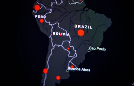 V Latinski Ameriki in na Karibih več kot 200.000 smrti zaradi novega koronavirusa