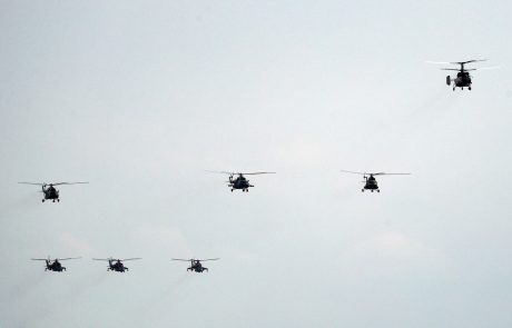 Natov kanadski vojaški helikopter strmoglavil s šestimi ljudmi na krovu v Jonskem morju