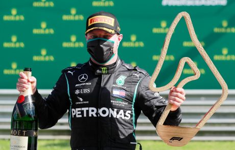 Bottas zmagovalec prve dirke sezone svetovnega prvenstva formule 1, Hamilton po kazni četrti
