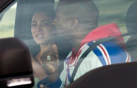 Paparaci ujeli objokano Kim Kardashian: je pred vrati ločitev?
