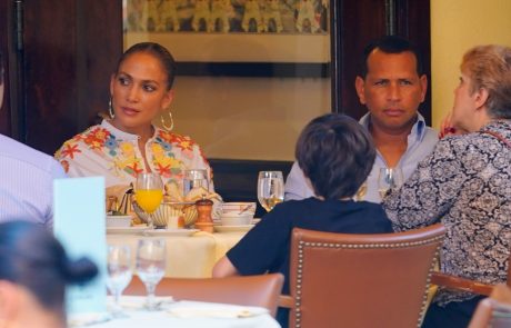 Težave v raju: Jennifer Lopez bo Alexa Rodrigueza obrala do kosti