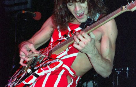 Za posledicami raka umrl legendarni rocker Eddie Van Halen