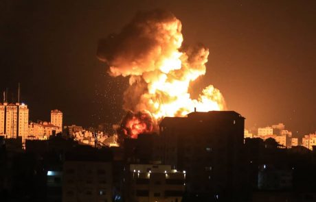 Izrael bombardiral Gazo in napovedal uzakonitev več judovskih naselbin