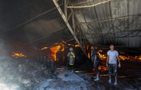 Na območje Gaze po prekinitvi ognja prihaja humanitarna pomoč
