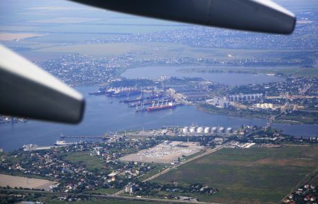 Pred ukrajinsko obalo sestreljena estonska tovorna ladja