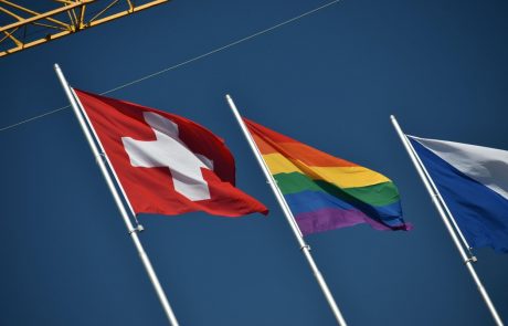 Švicarji so se na referendumu večinsko podprli uzakonitev istospolnih zakonskih zvez