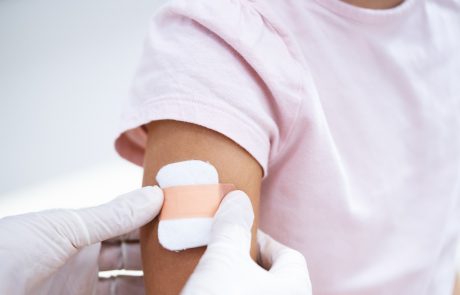 Pfizer: Cepivo varno za otroke od 5. do 11. leta