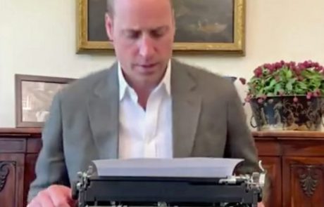 Vsi so gledali, kako princ tipka na pisalni stroj, le redki pa so opazili, da ima William v pisarni nekaj, kar zadane naravnost v srce