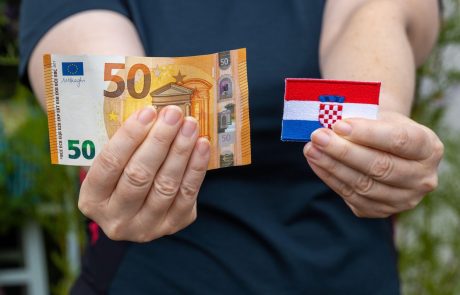 Na Hrvaškem vse več ponarejenih evrskih bankovcev