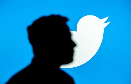 Prvi vodilni medij zapustil Twitter zaradi sporne oznake