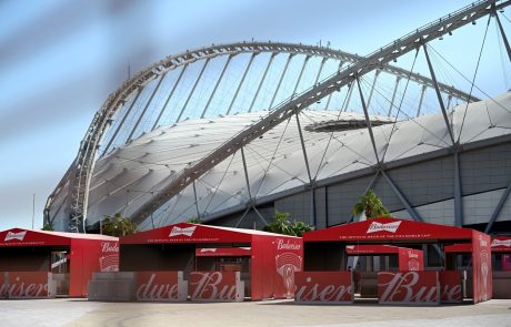 Katar prepovedal točenje piva okoli stadionov, navijači obžalujejo nakup kart