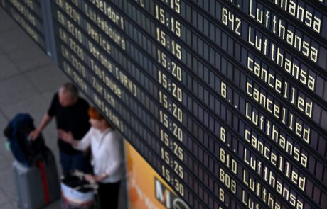 Kaos na letališčih: Lufthansa odpovedala številne lete