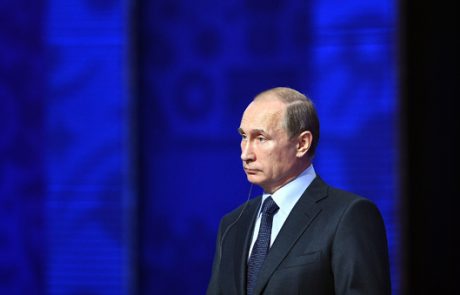 Putin: Kako je lahko 200 Rusov preteplo več tisoč Angležev?