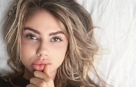 Bieberjeva bivša se rada fotografira gola