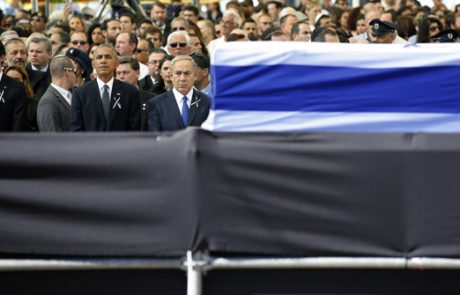 V Jeruzalemu pogreb Šimona Peresa