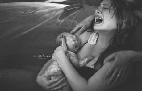 11 fotografij, ki čudovito pokažejo, kako čarobno je rojstvo otroka!