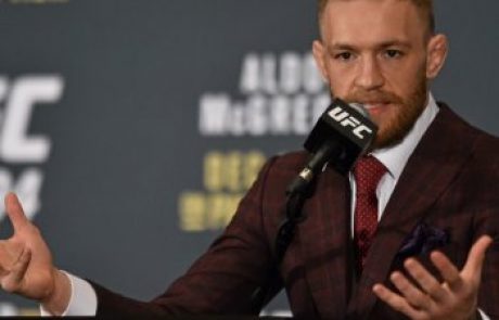 Conor trdi, da je nazaj, UFC se ne strinja