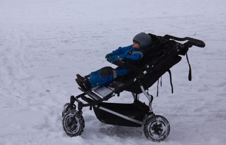 Pozor, nova spletna prevara! Ugodna prodaja vozičkov, ki nikoli ne pridejo