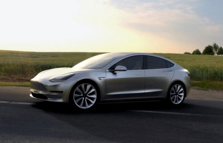 Tesla predstavila svoje najcenejše vozilo doslej