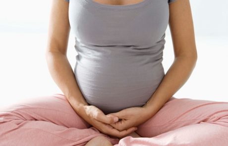 S pomočjo 6 faktorjev do zdrave nosečnosti