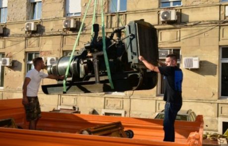 Ljubljanski hotel tehničnemu muzeju na Reki podaril dizelski agregat iz tovarne Torpedo