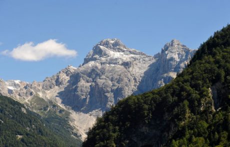 Na Bovškem 23-letni Irec zdrsnil v kanjon in smrt