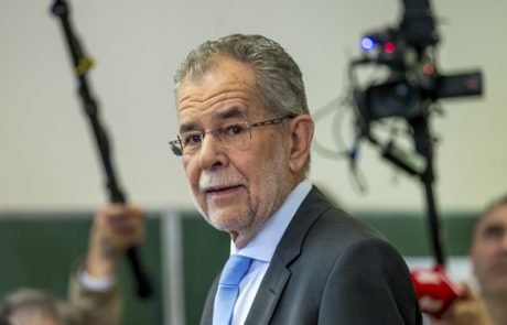 Van der Bellen novi predsednik Avstrije, Hofer priznal poraz