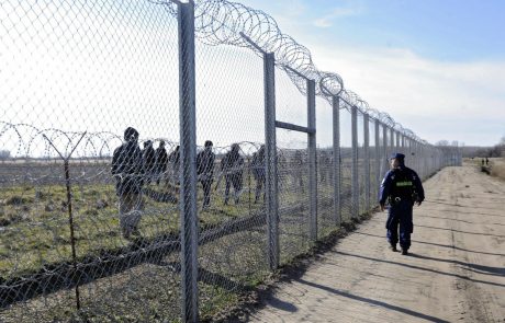 Hrvaška na meji s Srbijo postavila ograjo