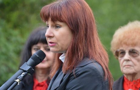 Violeta Tomić ena od dveh vodilnih kandidatov Evropske levice