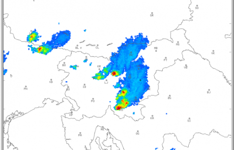 Ponekod se že pojavljajo krajevne nevihte