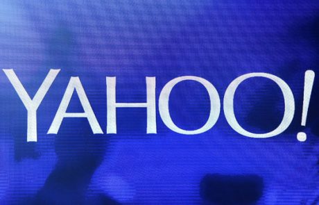 Uporabniki zaradi hekerske kraje podatkov s tožbami nad Yahoo