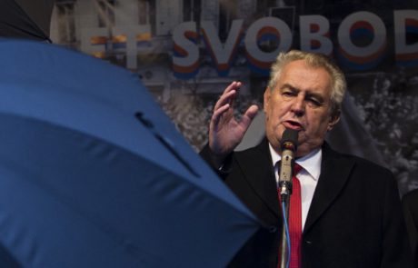 Češki predsednik izjavil, da bi bilo dobro ‘likvidirati’ nekaj novinarjev