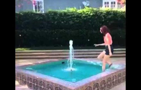 Ženska ima čudno motnjo, zaradi katere ne sme v bližino vode (video)